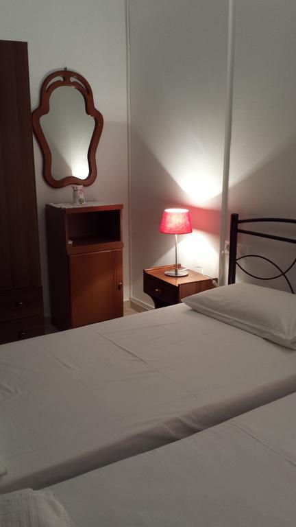 Eva Apartments Свороната Номер фото